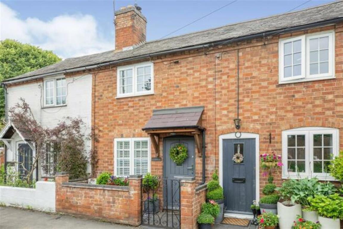 Flat Duffus Hill in Stratford-on-Avon