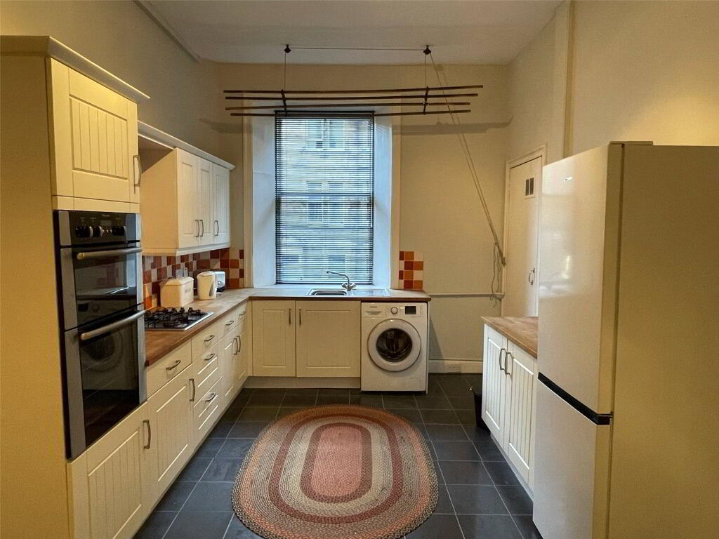 Flat New Mart Road in City of Edinburgh