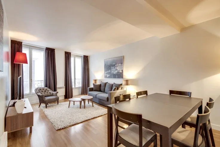 Flat Rue du Mail in Paris