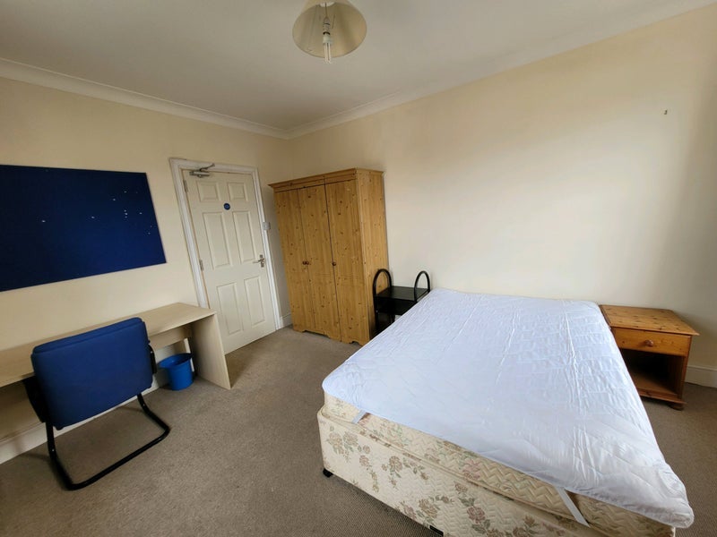 Room Green Road in Bournemouth