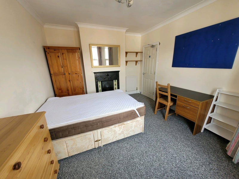 Room Green Road in Bournemouth