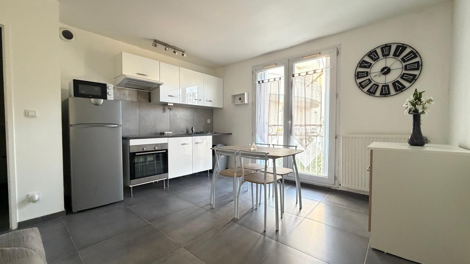 Appartement Desserte Ernest Cognacq à Évry