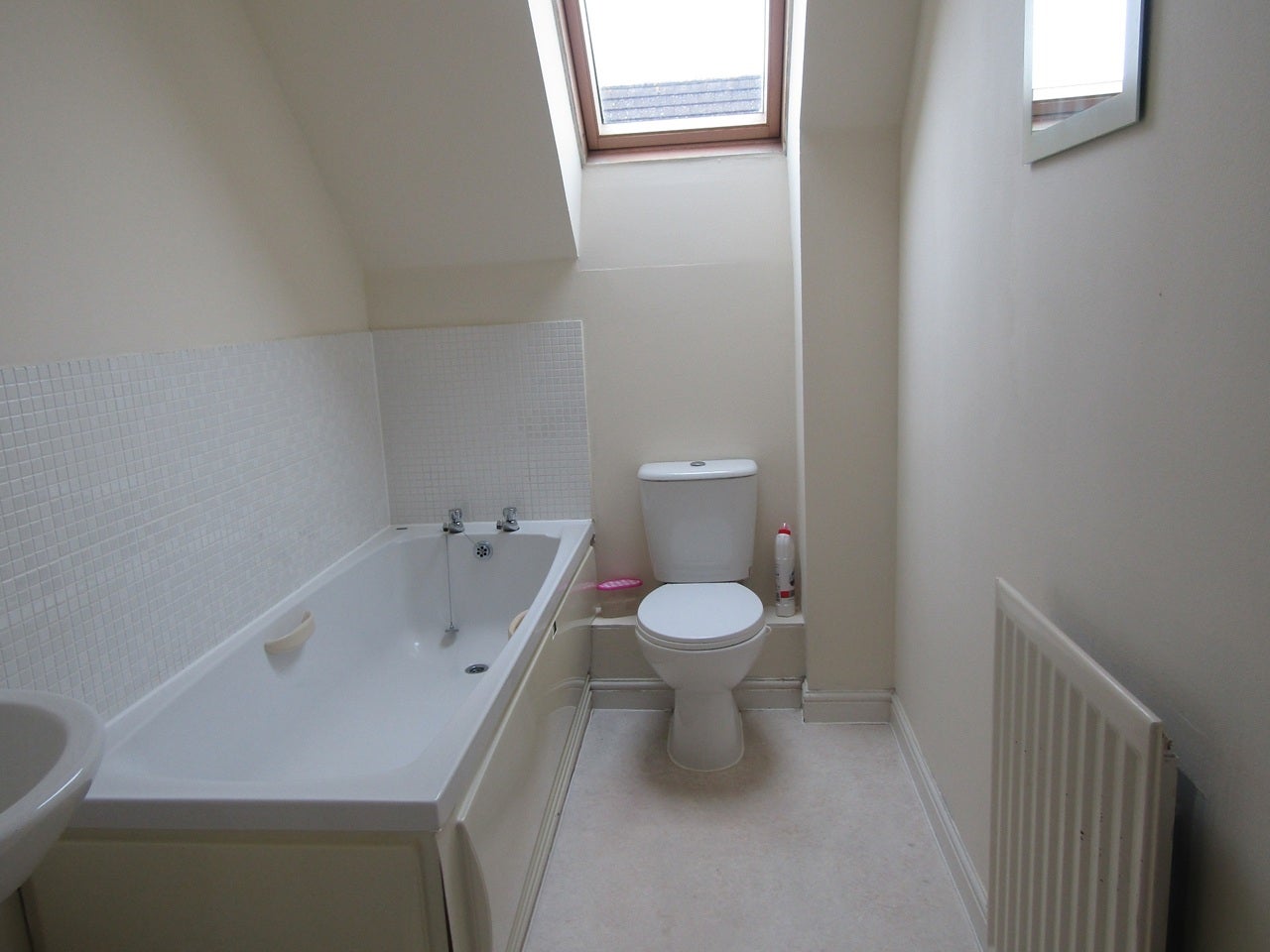 Flat Regal Place in Peterborough