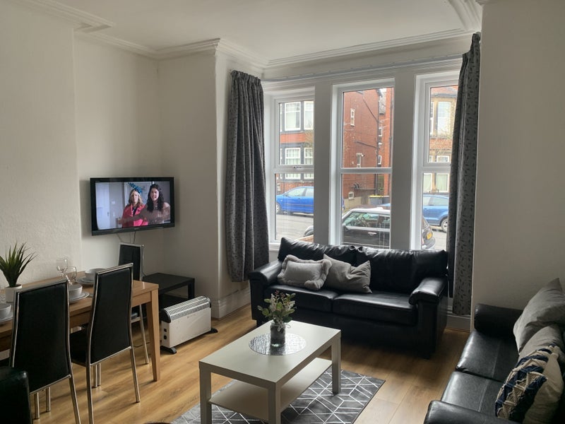 House Estcourt Avenue in Leeds