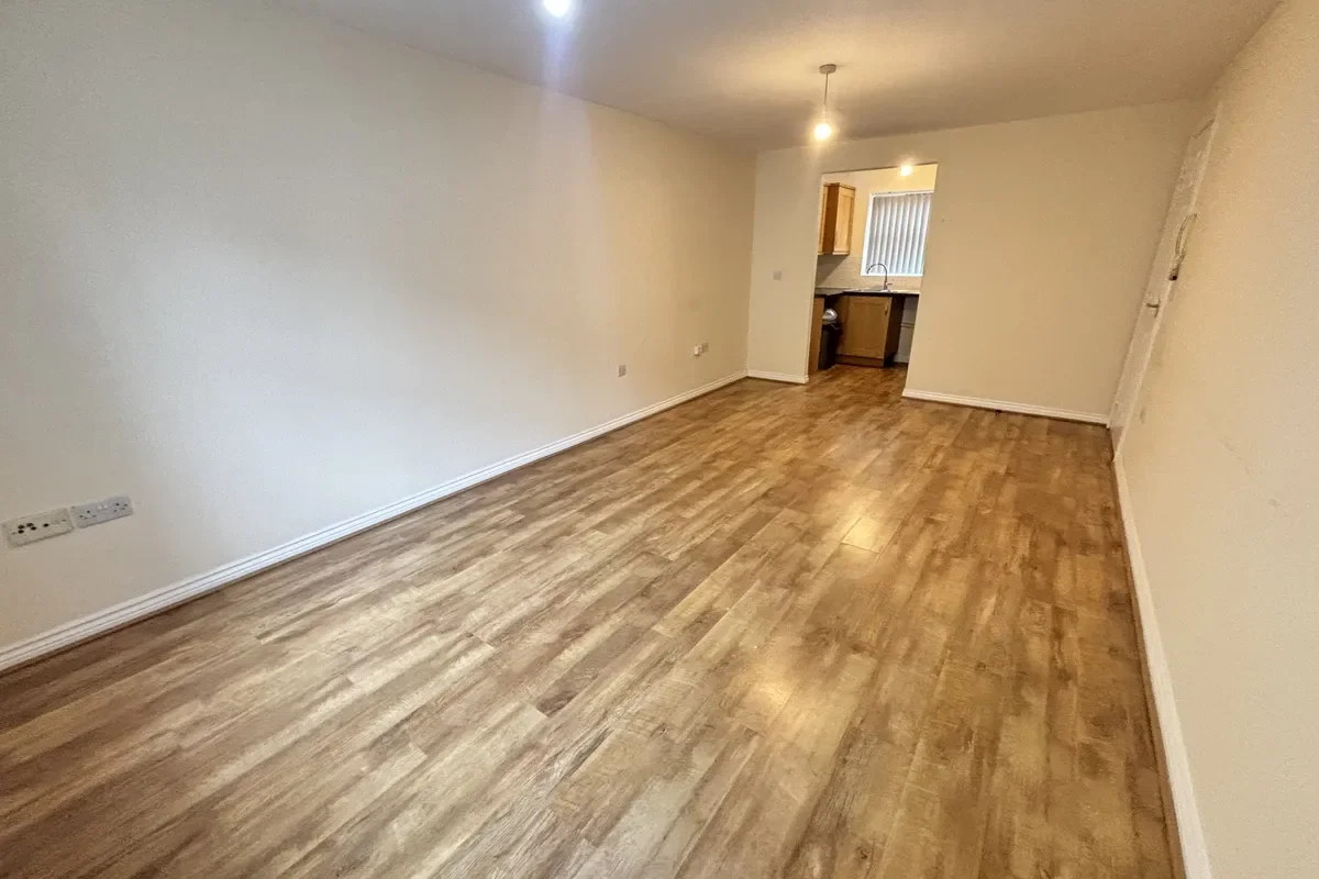 Flat Dunster Close in Rugby