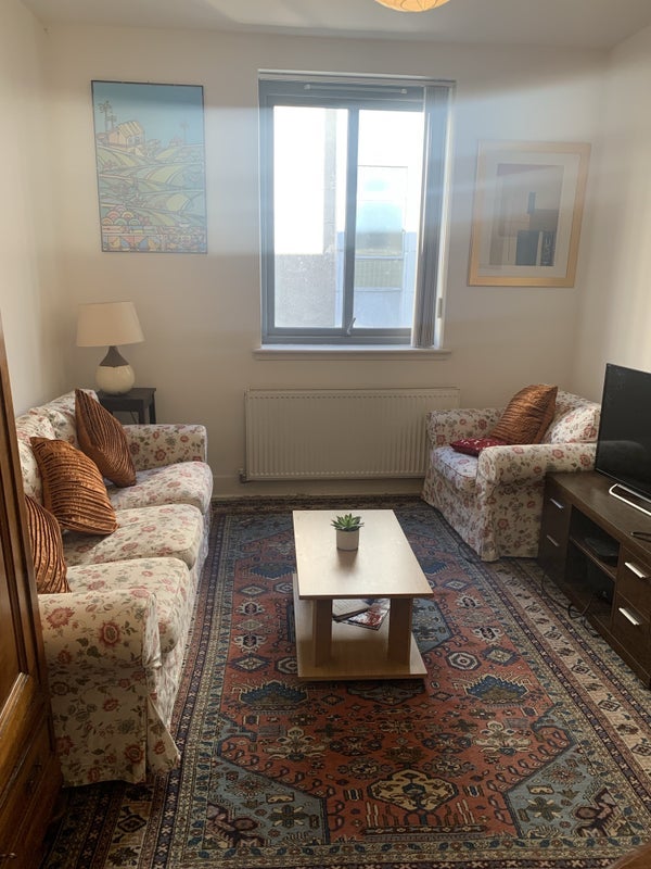Room Virginia Court in Glasgow