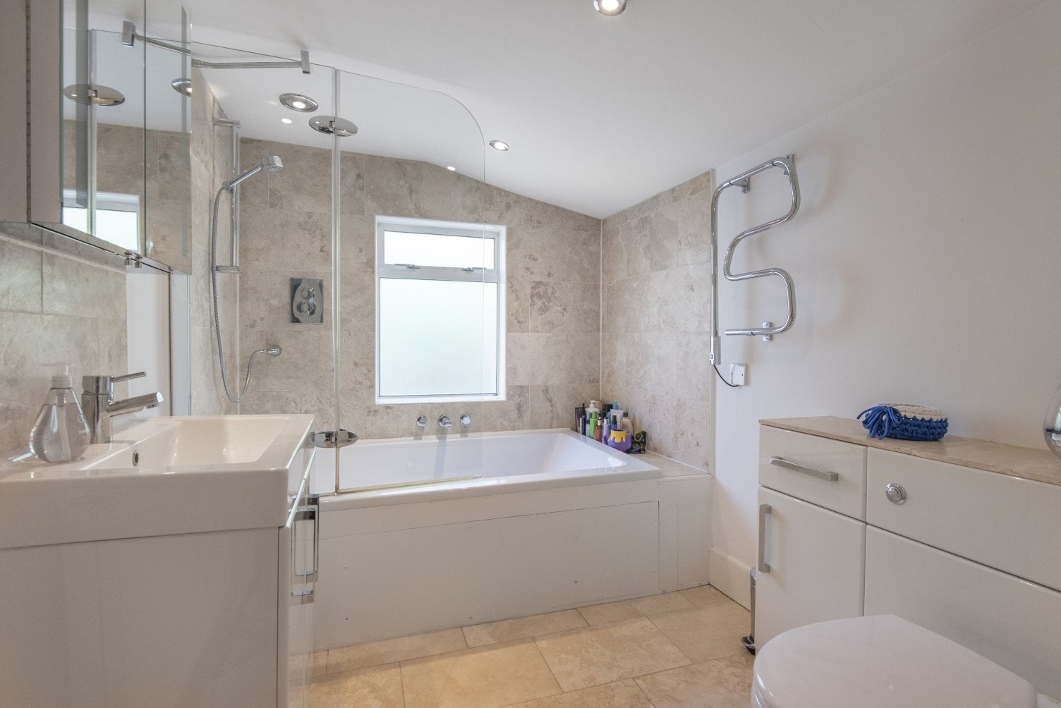 House Ashburnham Grove in Greater London
