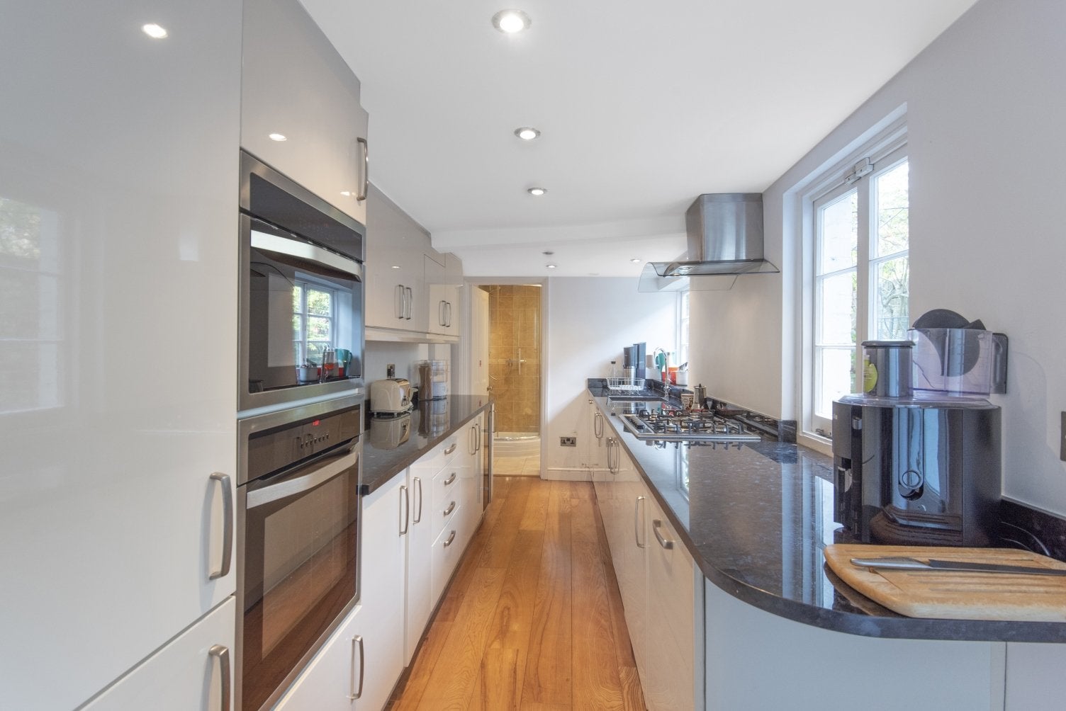 House Ashburnham Grove in Greater London