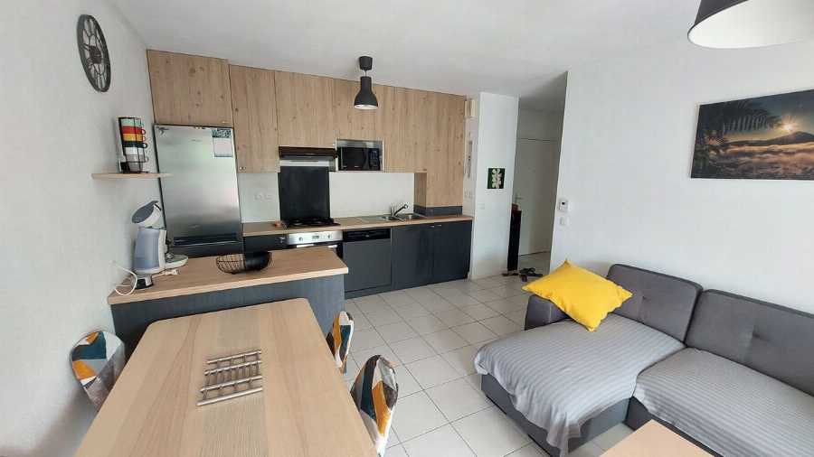 Flat Rue d'Hendaye in Nantes