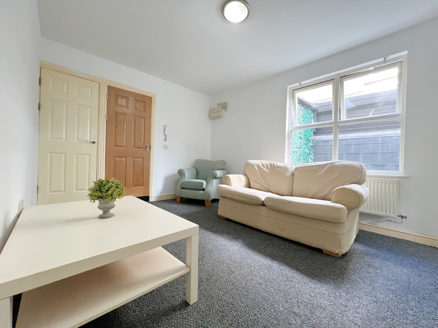 Flat Wellfield Road in Cardiff
