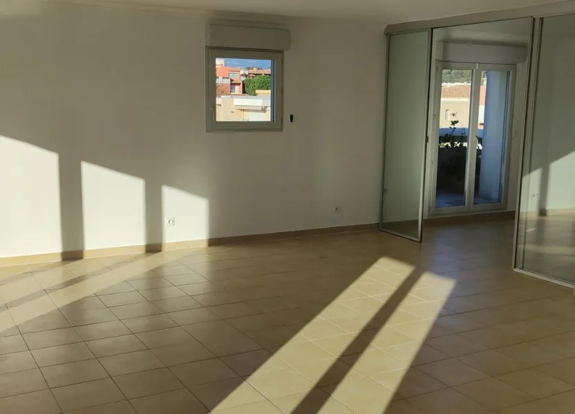 Appartement Avenue Victor Bellissime à Saint-Laurent-du-Var
