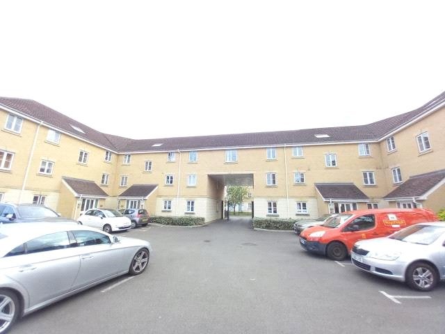 Room Scholars Walk in Slough