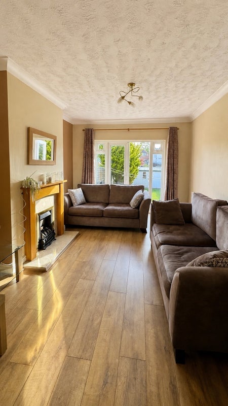 Room Duncroft Road in Birmingham