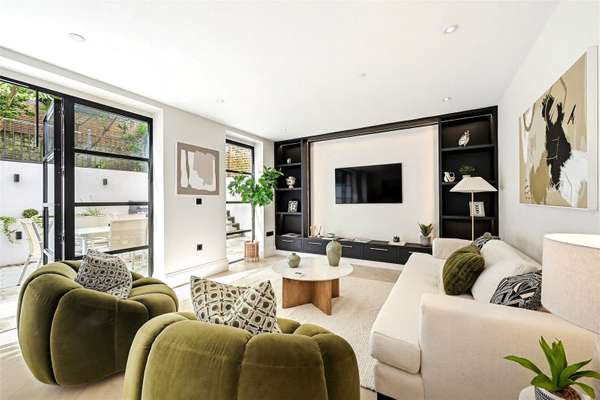 Flat Adamson Road in Greater London