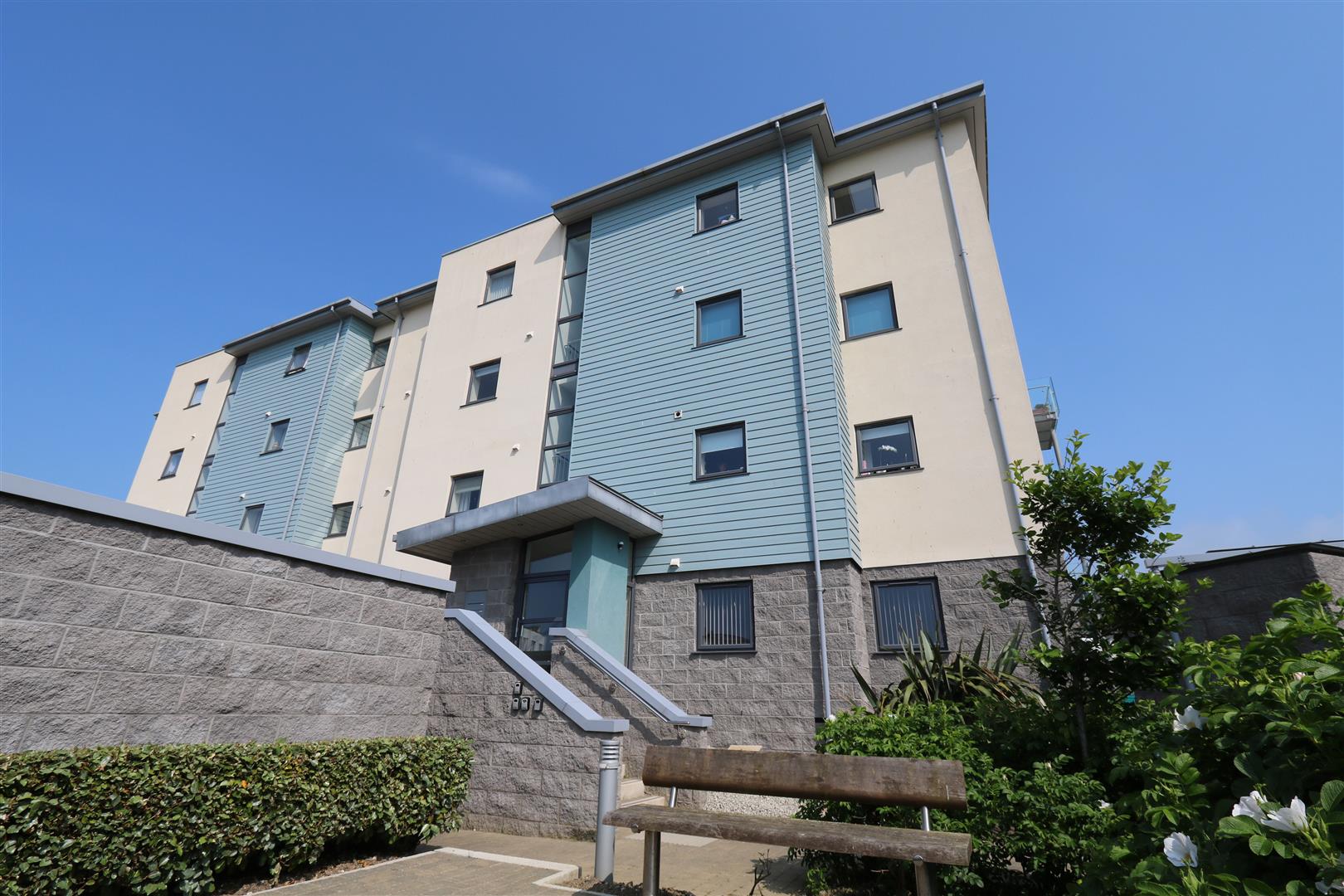 Flat Pentire Crescent in Newquay