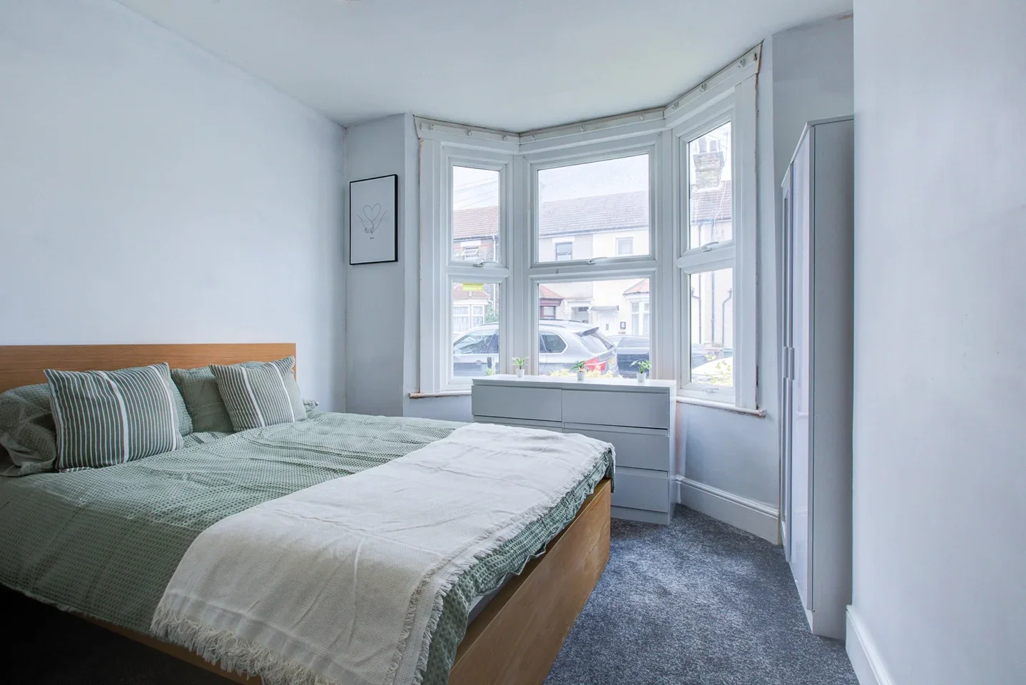 Room Parker Road in Grays