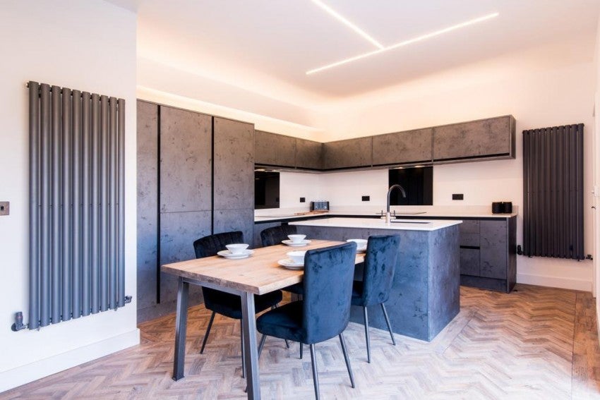 Room Elm Avenue in Gedling