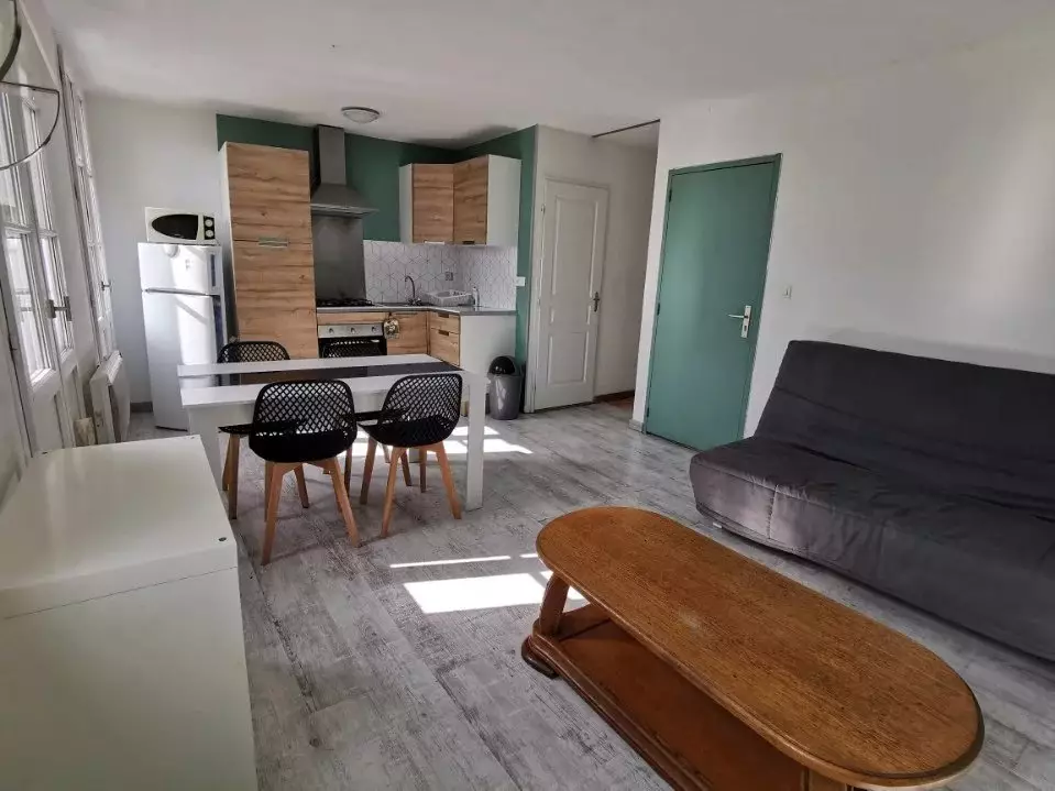 Flat Rue Rouget de Lisle in Auch