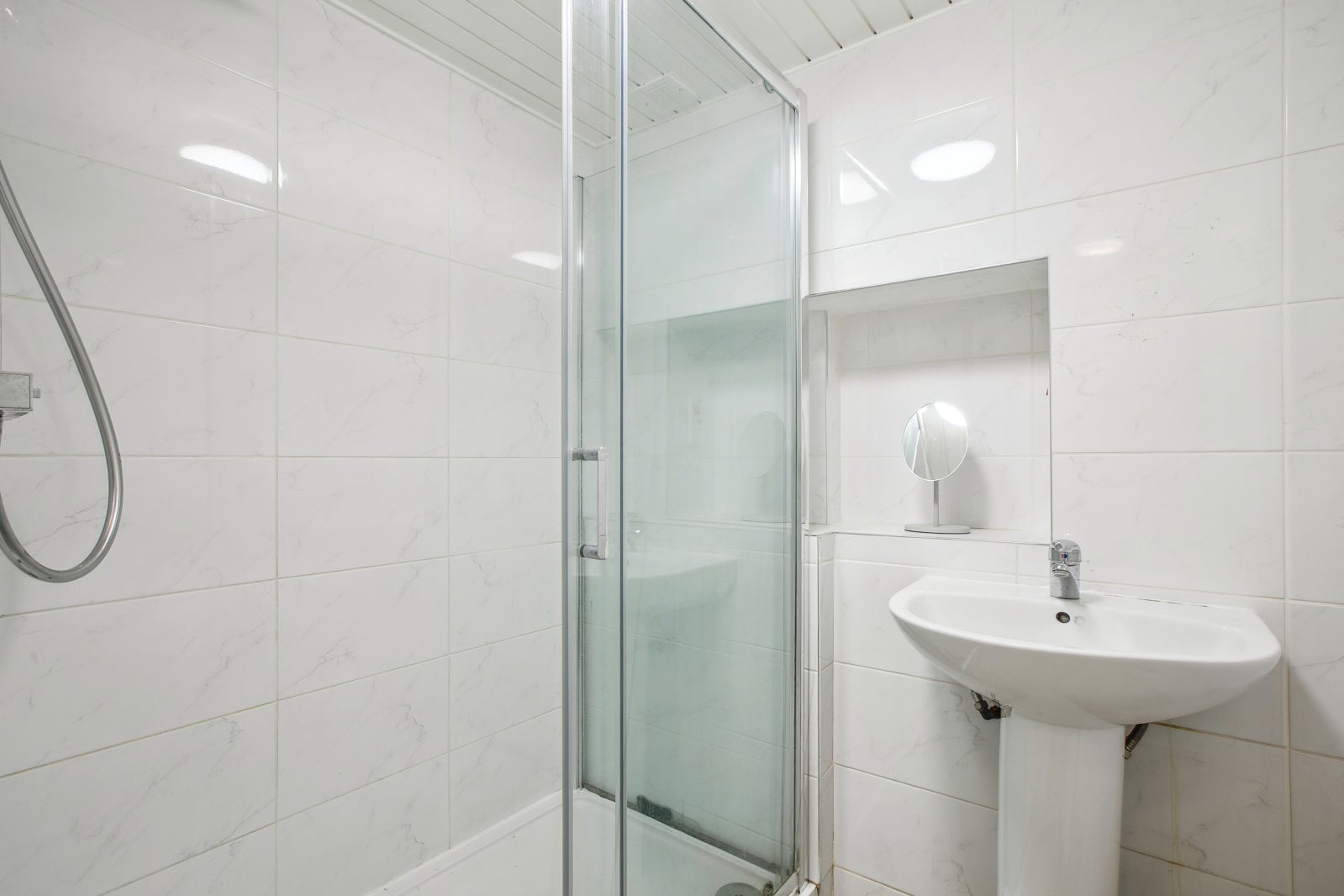 Flat Gloucester Terrace in City of Westminster
