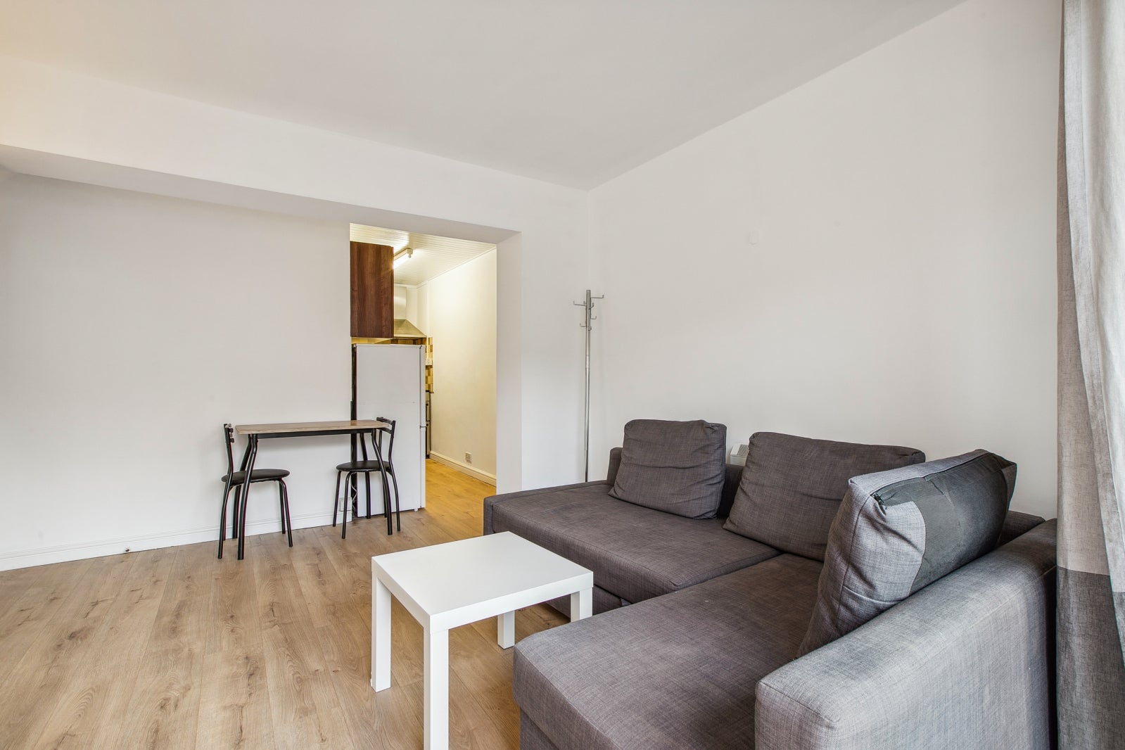 Flat Gloucester Terrace in City of Westminster