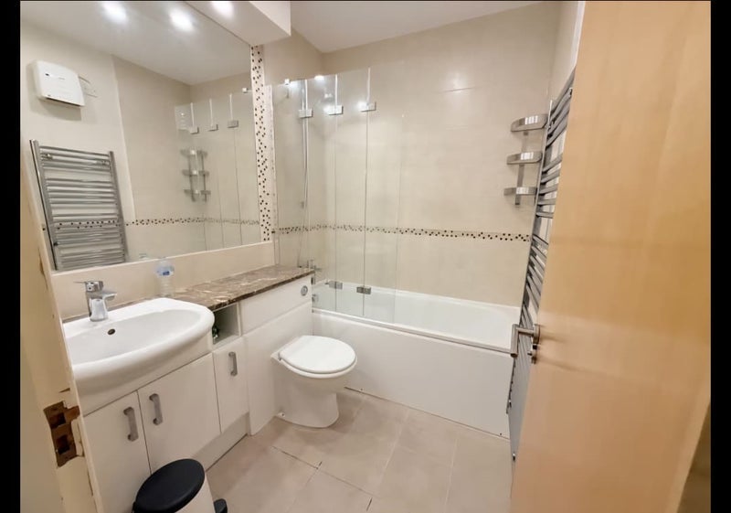 Room Lanark Square in Greater London