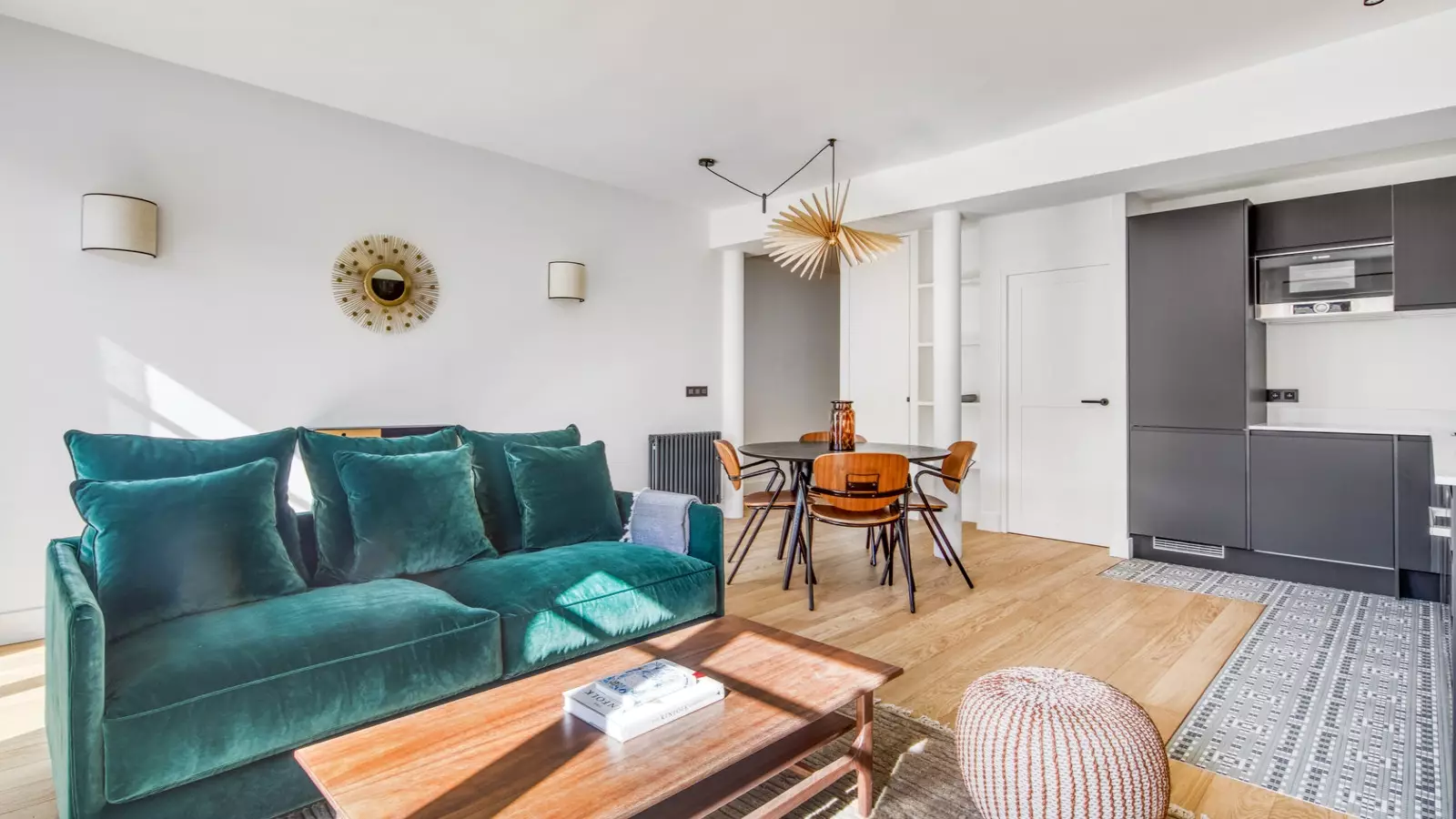 Appartement Rue Saint-Denis à Paris