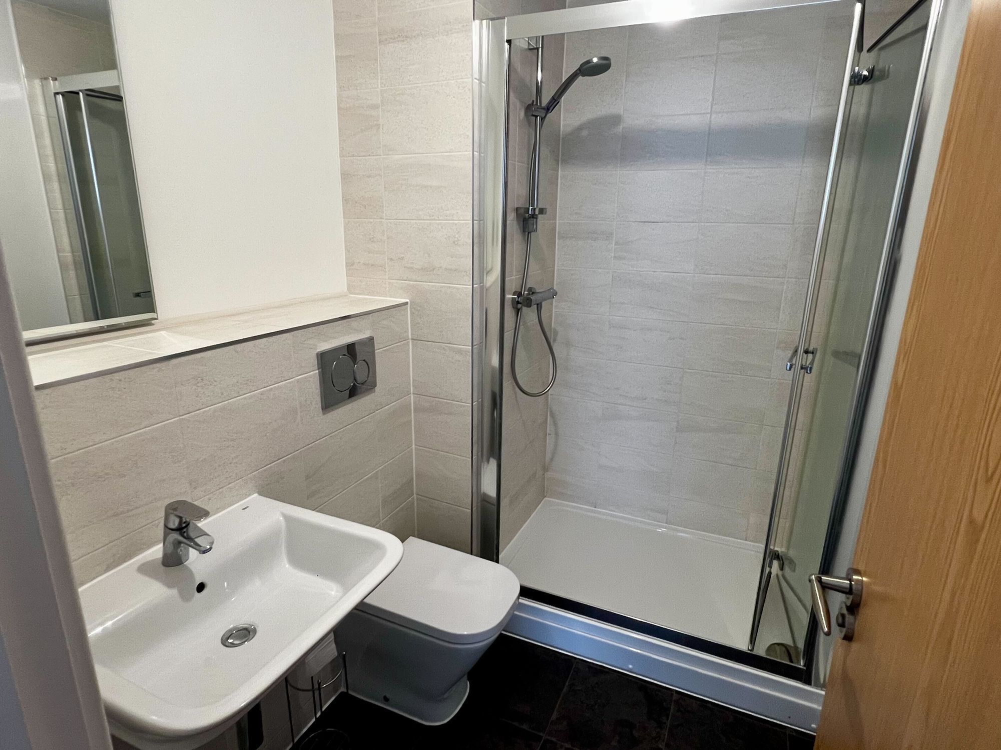 Flat Firepool Crescent in Taunton