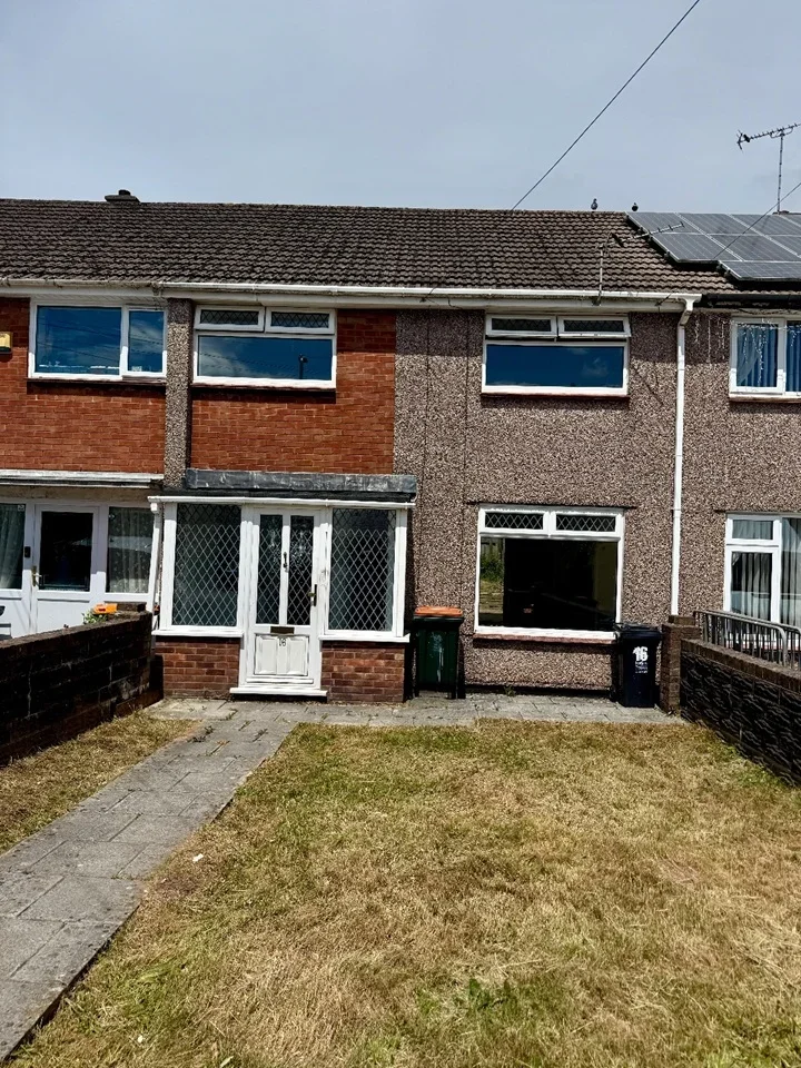 House Welland Crescent in Newport