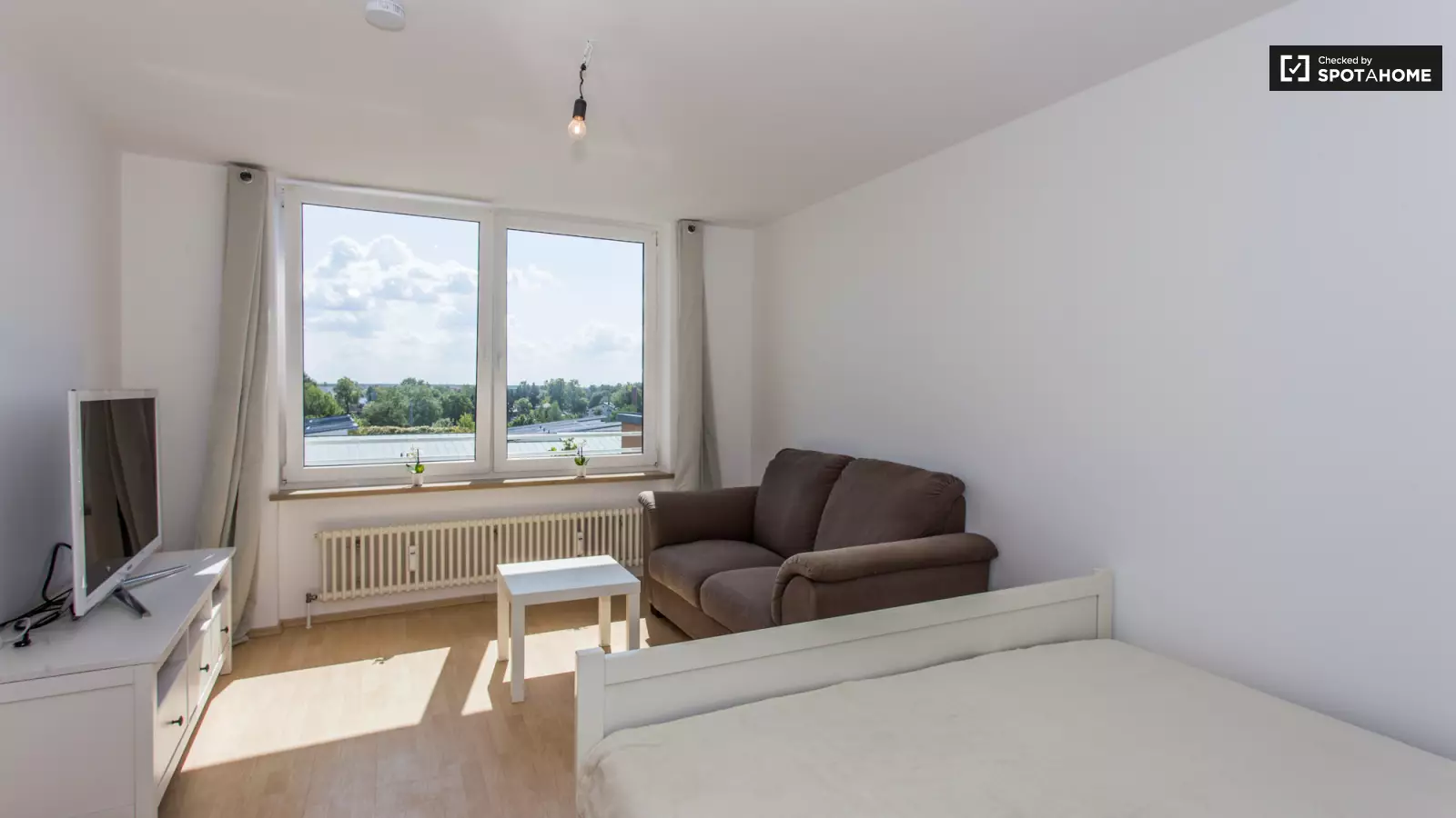 Wohnung Wehrmathen in Schönefeld