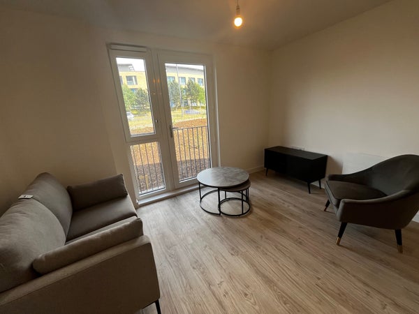 Flat Griffiths Close in Birmingham