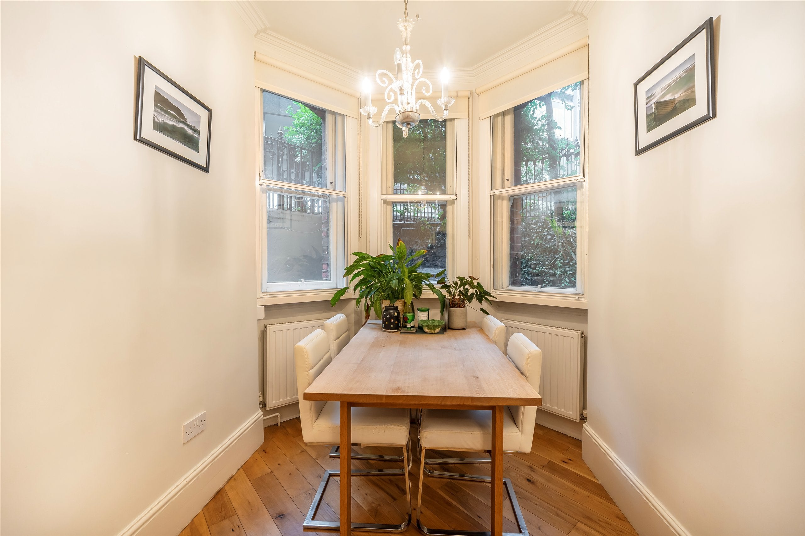 Flat Ambrosden Avenue in City of Westminster