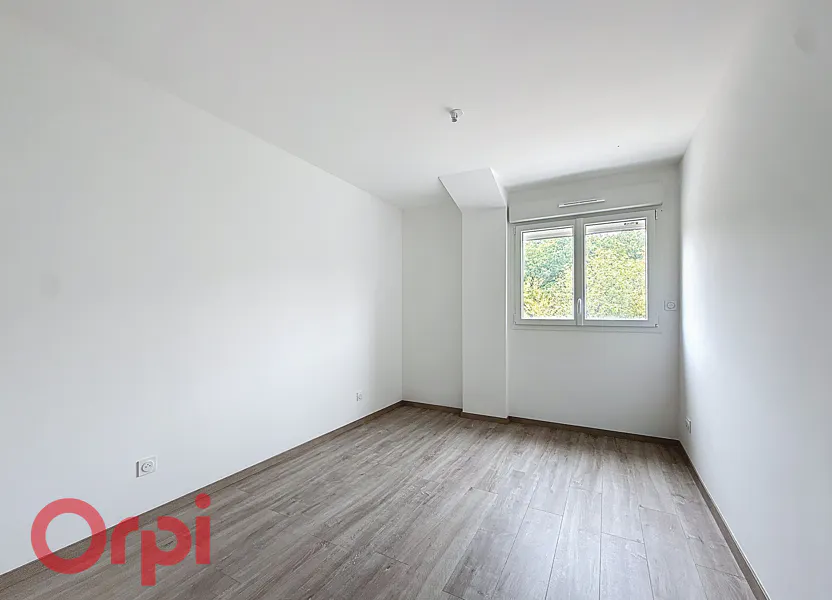Flat Rue du Rossignol in Soetrich