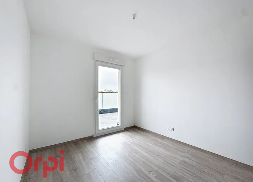 Flat Rue du Rossignol in Soetrich
