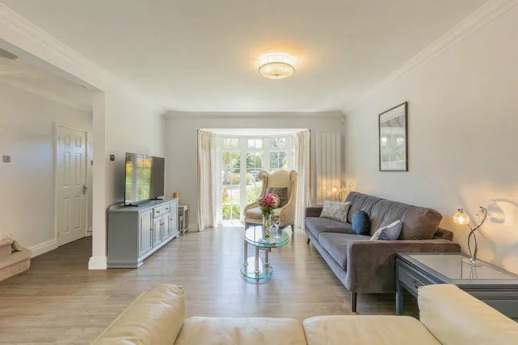 House Magnolia Close in Greater London