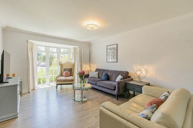 House Magnolia Close in Greater London