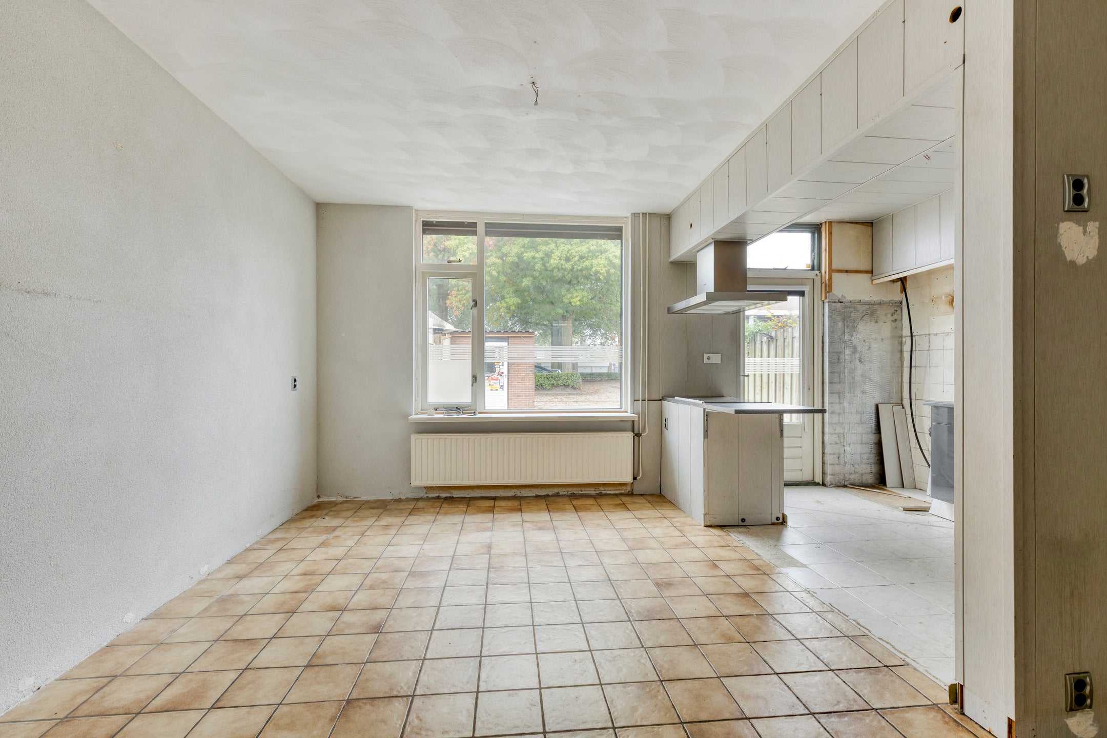 Tussenwoning te koop: Looveltlaan 90, Oss
