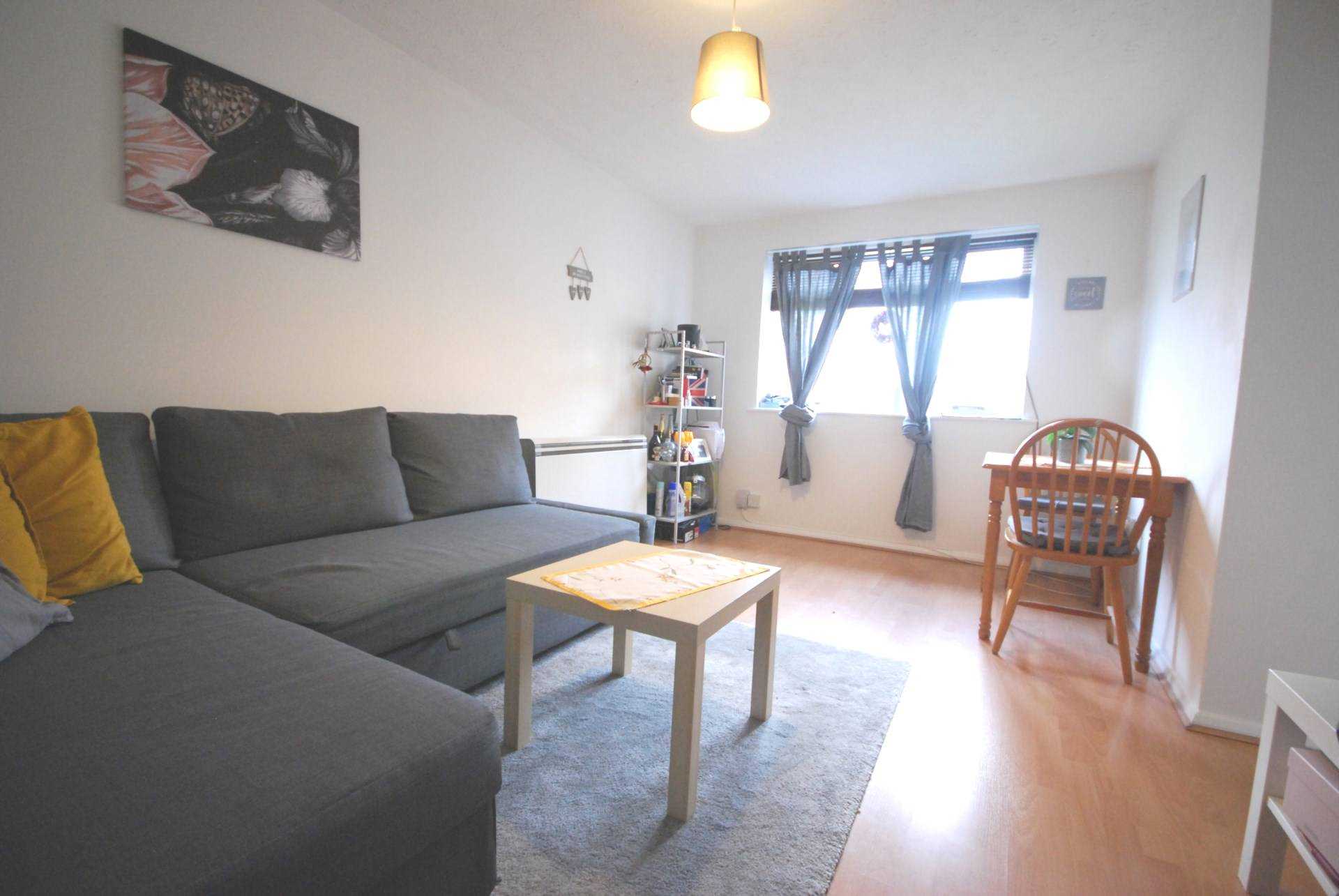 Flat Viking Place in Greater London