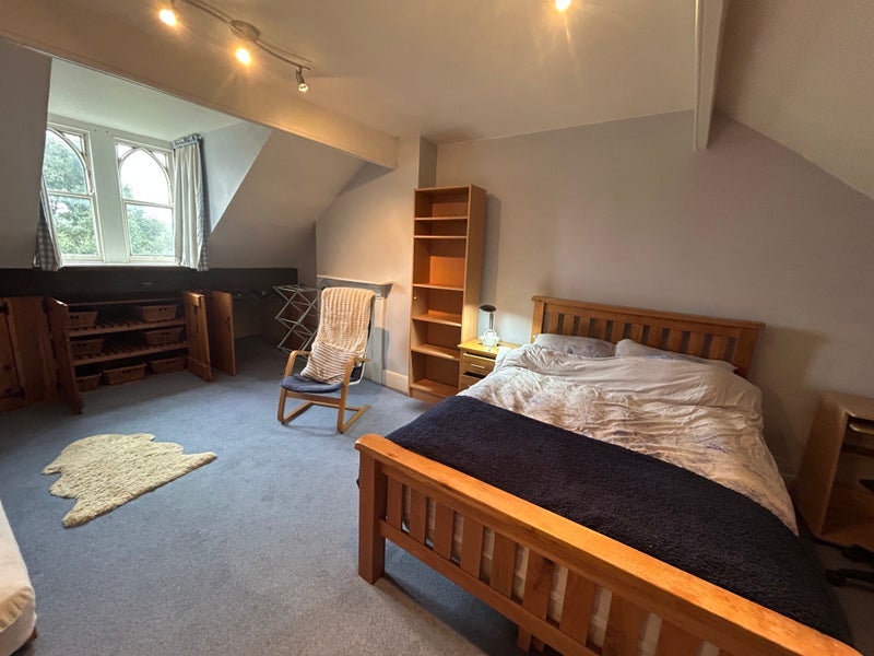 Room Bellemere Road in Metropolitan Borough of Solihull