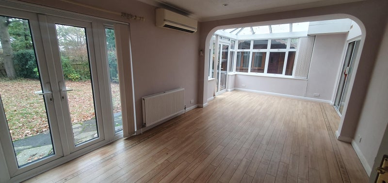House Scads Hill Close in Greater London
