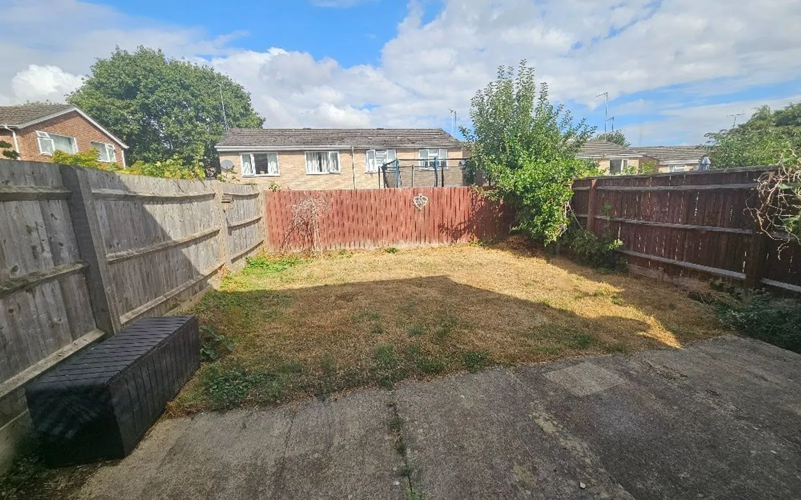 House Dexter Close in Cherwell District