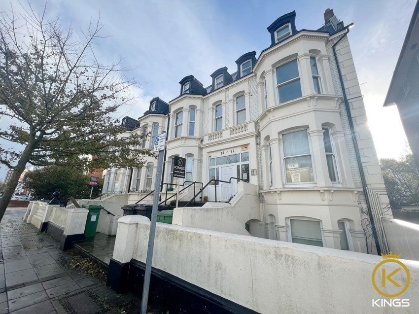 Flat Granada Road in Portsmouth