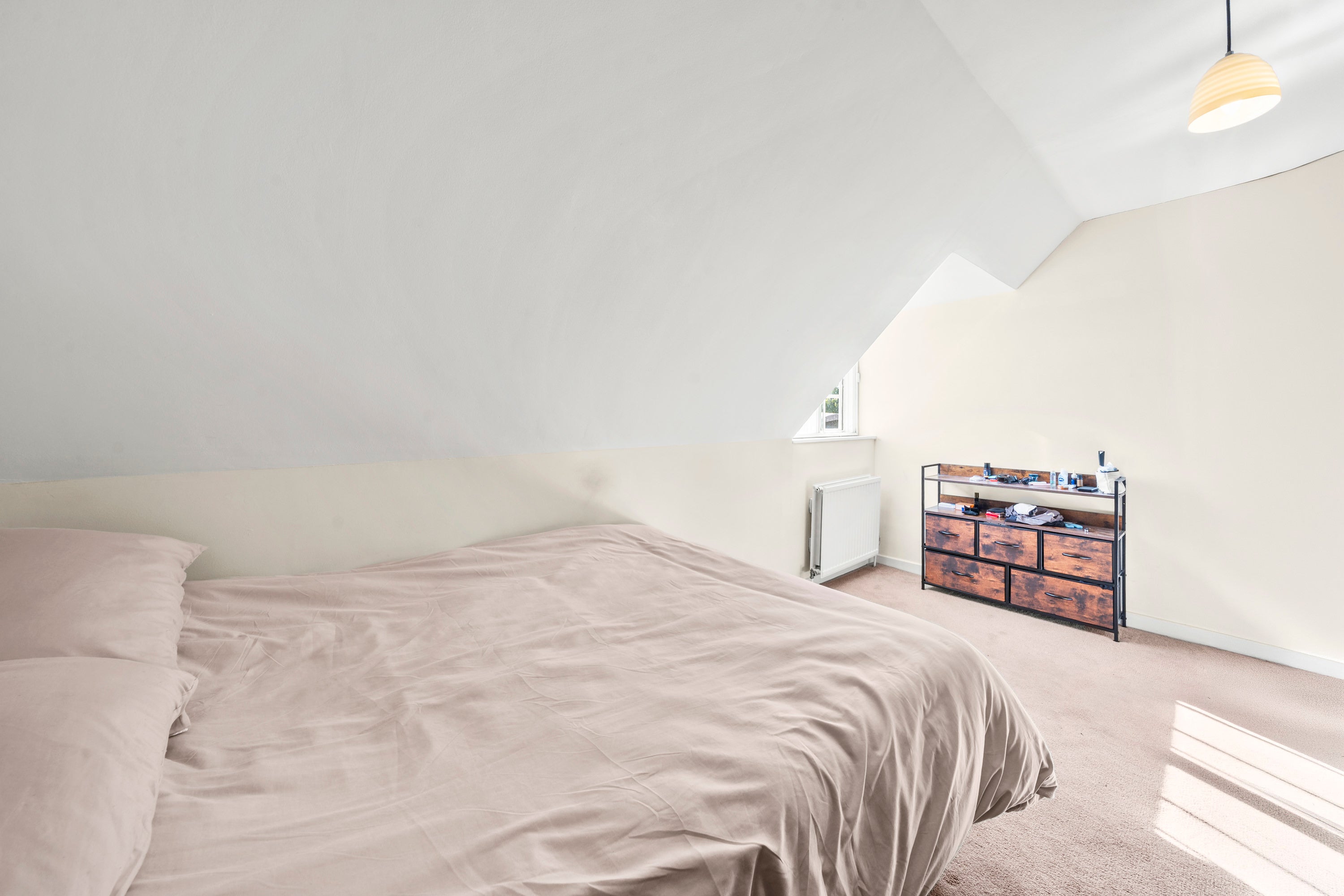 Flat Lyttelton Road in Greater London