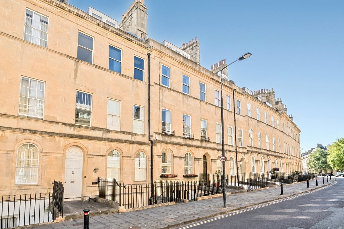 Flat Henrietta Street in Bath