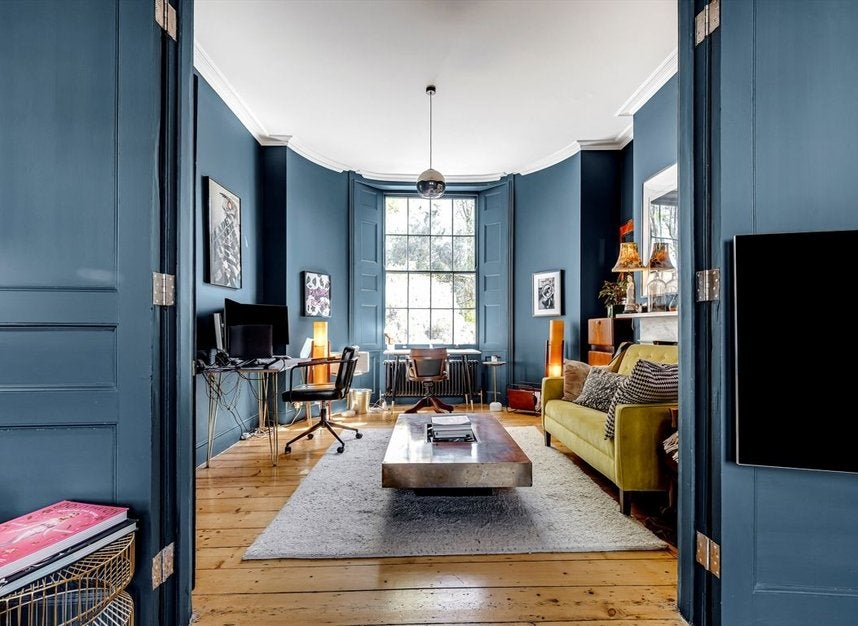 House Sutton Place in Greater London