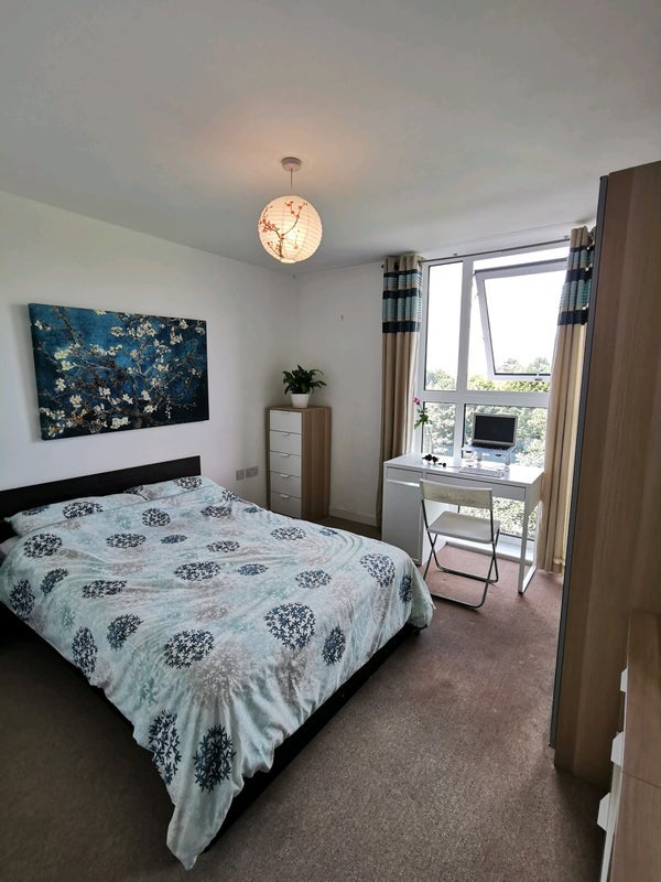 Room Granville Gardens in Greater London