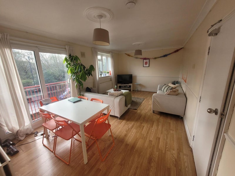 Room Brockley Road in Greater London