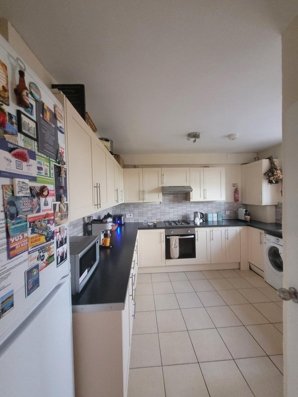 Room Brockley Road in Greater London