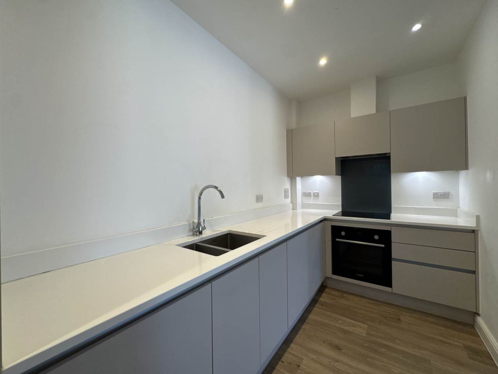 Flat Nevill Terrace in Tunbridge Wells