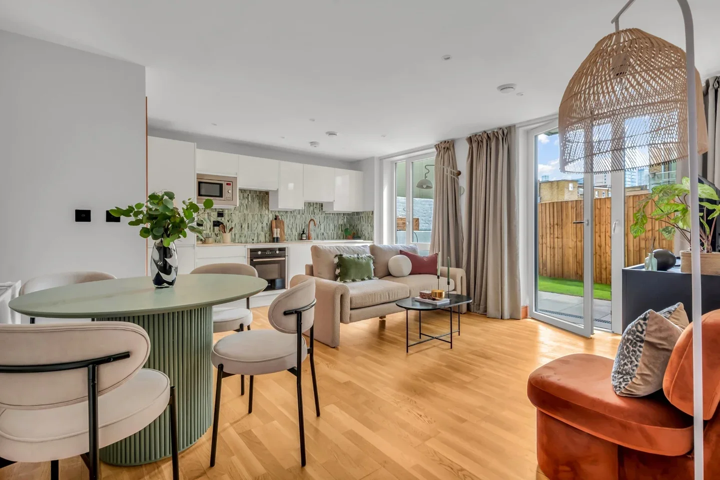 Flat St. Anne's Row in Greater London