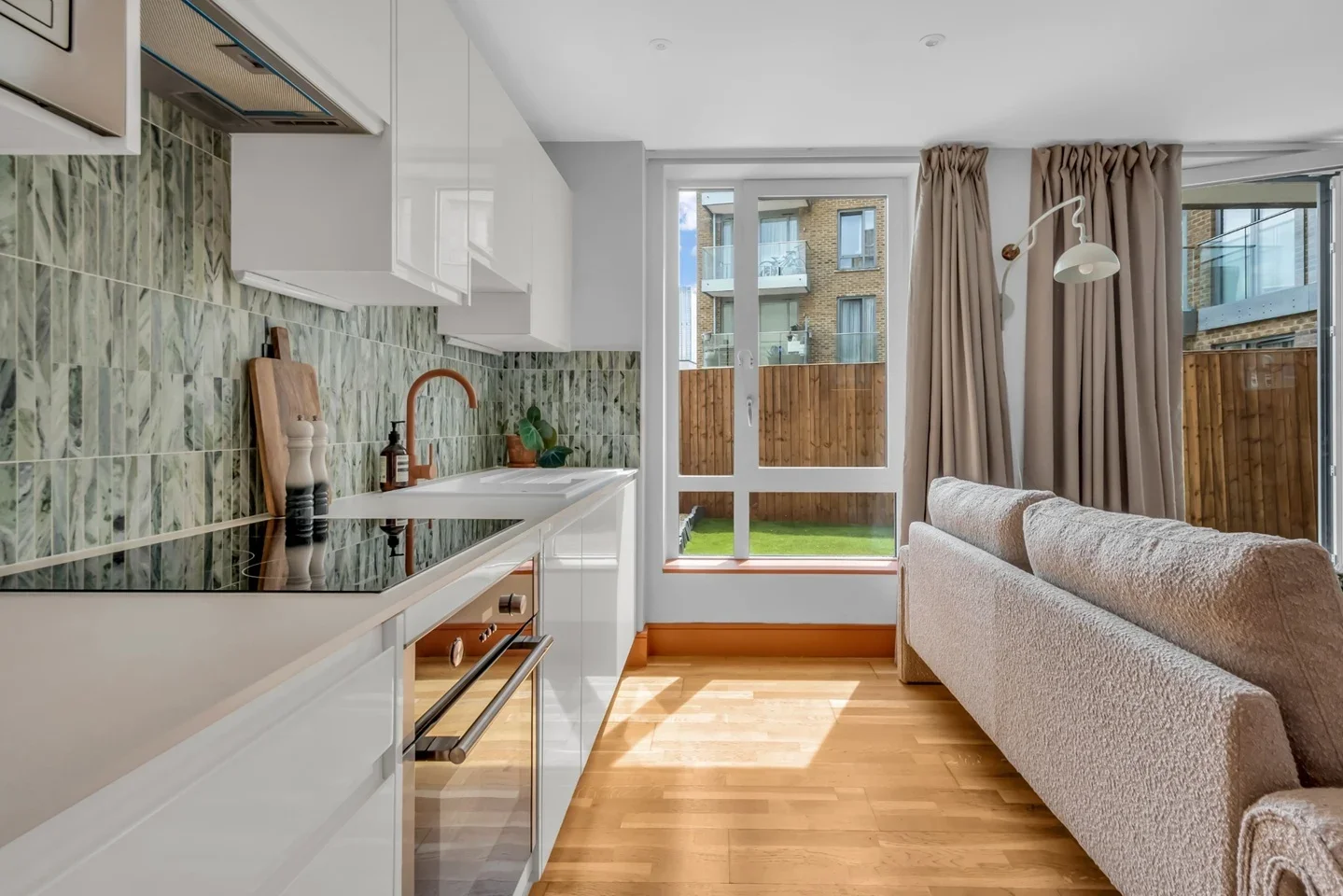 Flat St. Anne's Row in Greater London